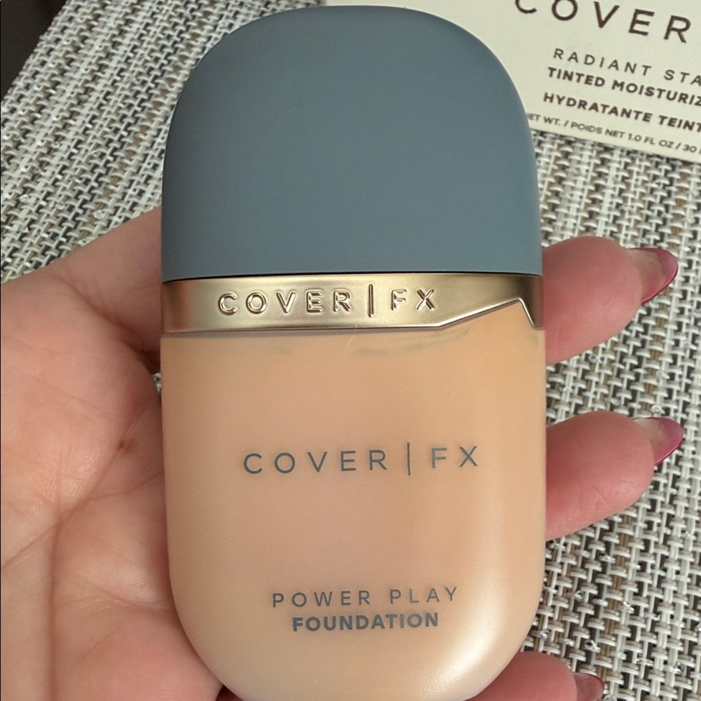 COVER FX 2 Foundations- cream and liquid-& illuminating moisturizer SOLD OUT - Picture 7 of 10